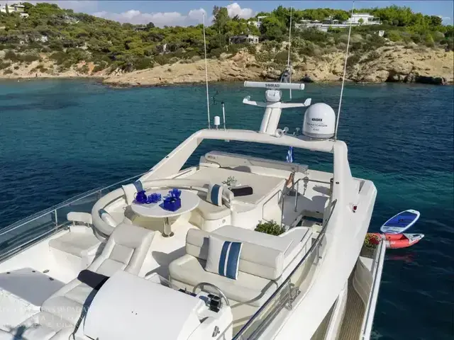 Ferretti Yachts 68