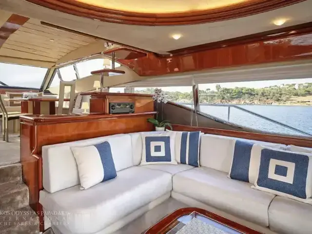 Ferretti Yachts 68