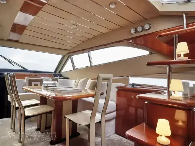 Ferretti Yachts 68