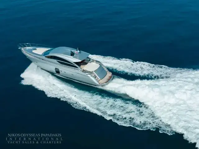 Pershing 64