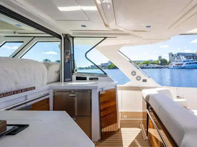 Tiara Yachts