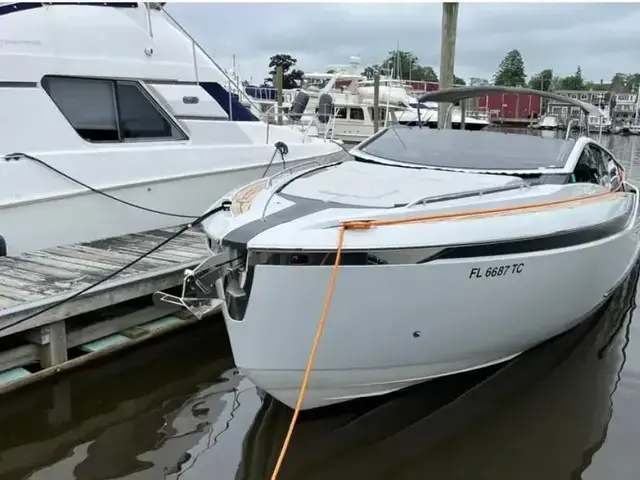 Fairline F Line 33