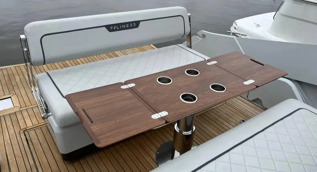 2022 Fairline f line 33