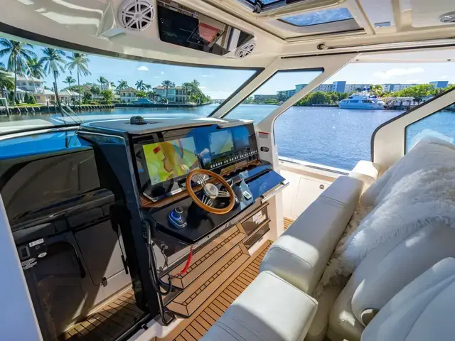 Tiara Yachts