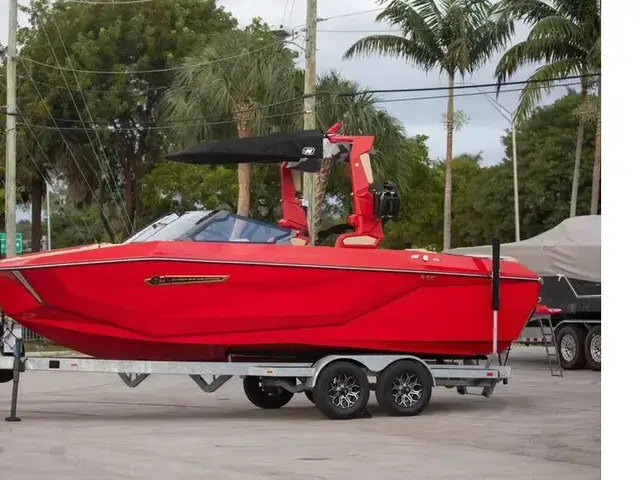 Nautique G23