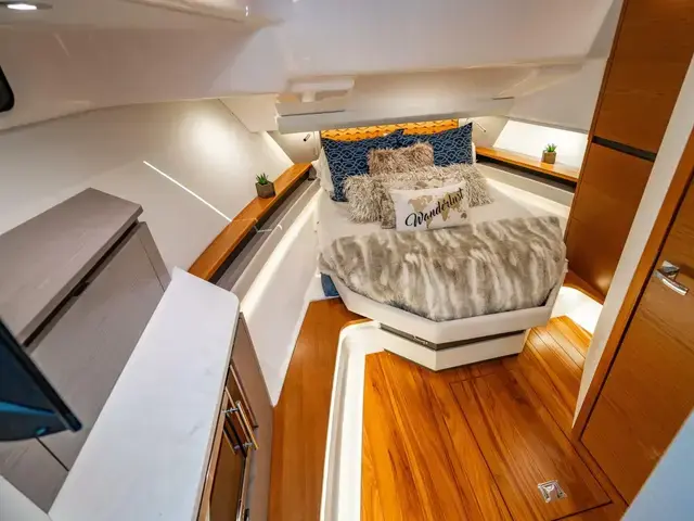 Tiara Yachts