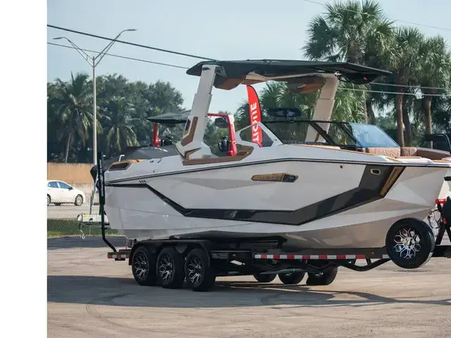 Nautique Paragon G25