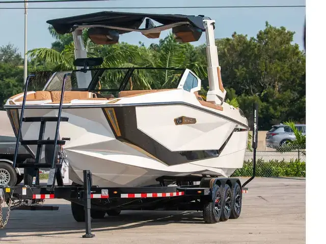 Nautique Paragon G25