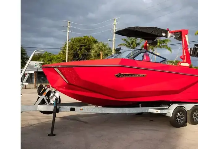 Nautique G23