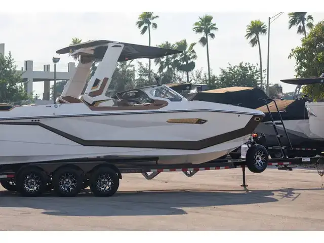 Nautique Paragon G25