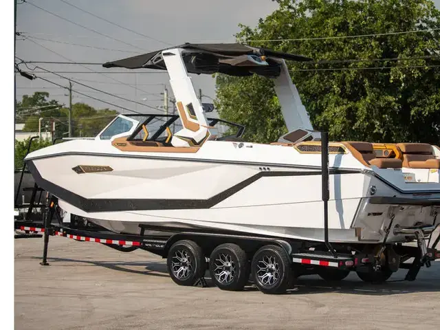 Nautique Paragon G25