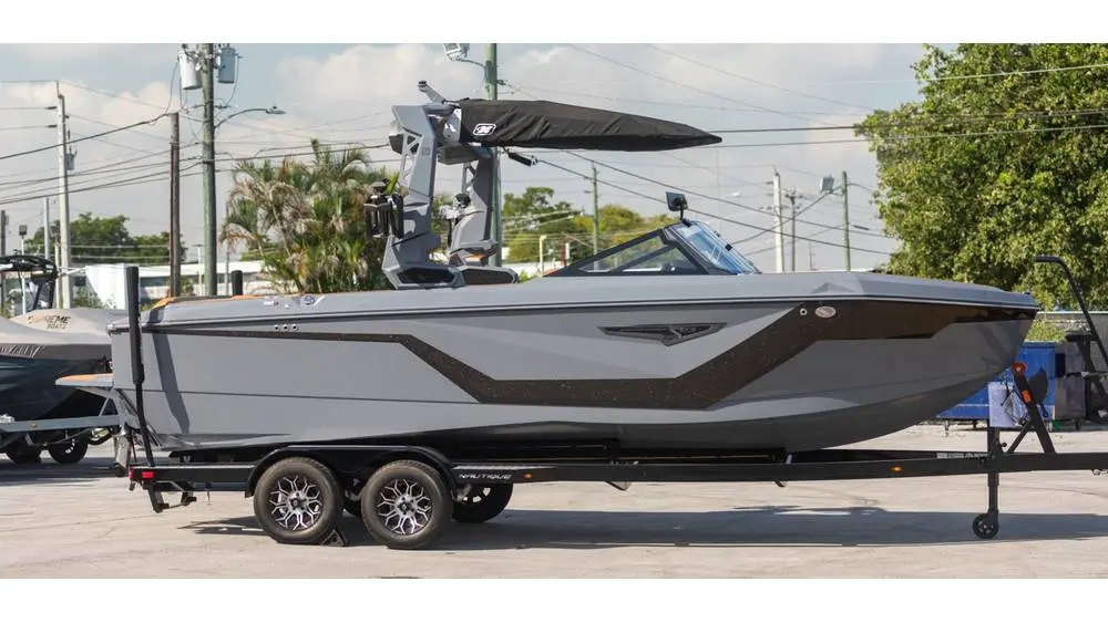 2025 Nautique gs22