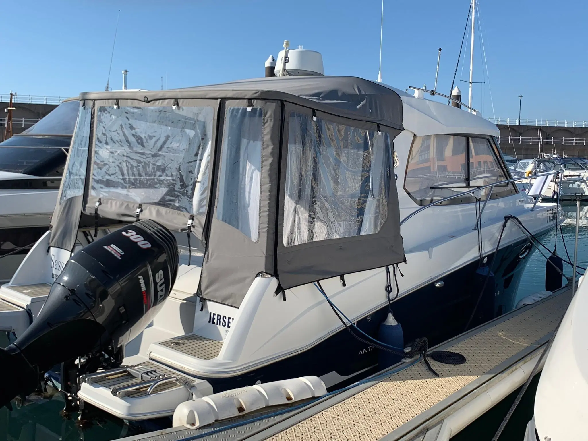 2013 Beneteau antares 880