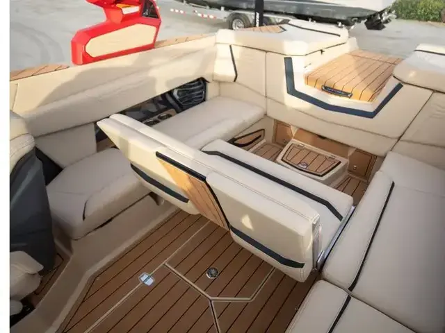 Nautique G23