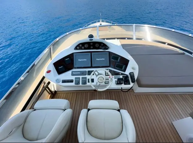 2011 Sunseeker predator 80