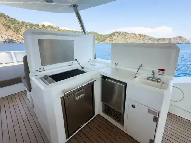 Sunseeker Predator 80