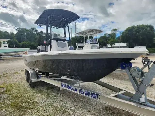 Nauticstar 215 XTS Shallow Bay