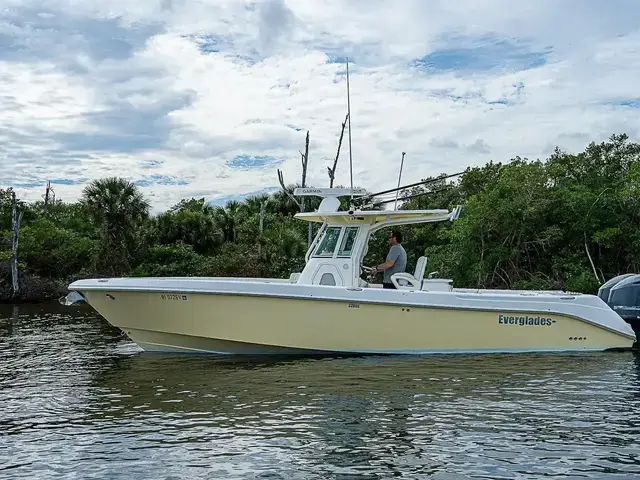 Everglades 320 Cc for sale in United States of America for $99,000