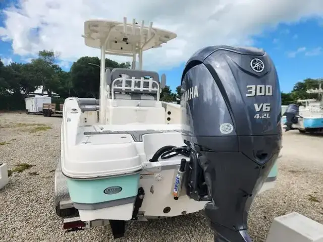 Nauticstar 251 Hybrid