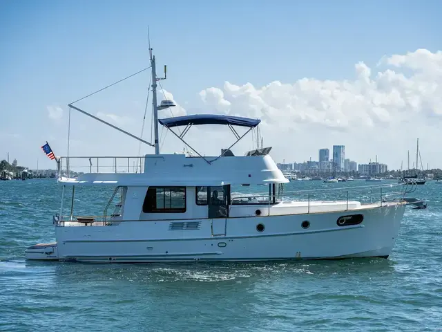 Beneteau Swift Trawler 44