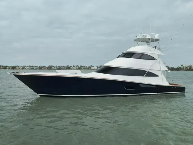 Viking Yachts Sky Bridge