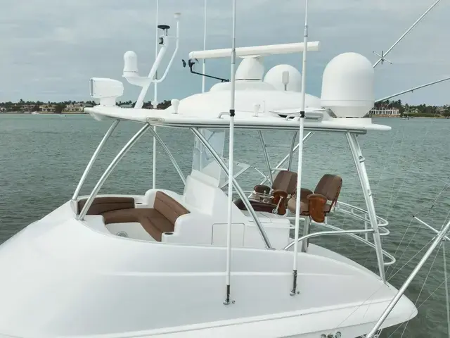 Viking Yachts Sky Bridge