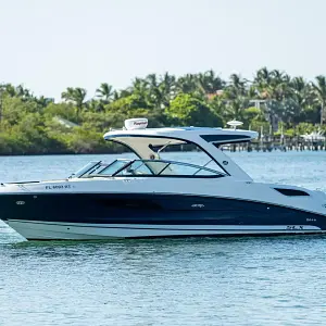 2016 Sea Ray 350 Slx