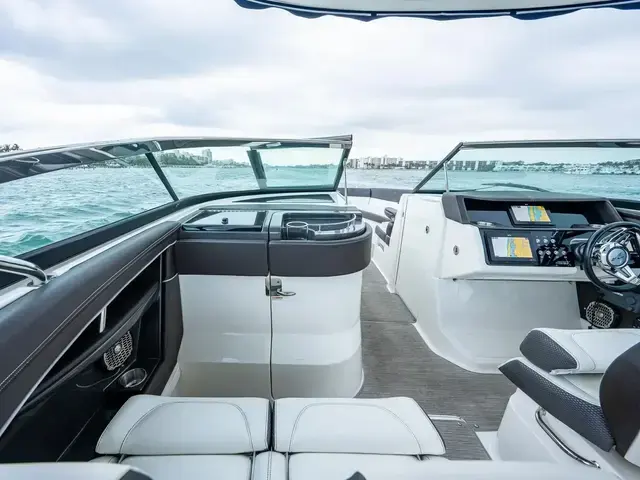 Sea Ray 350 Slx