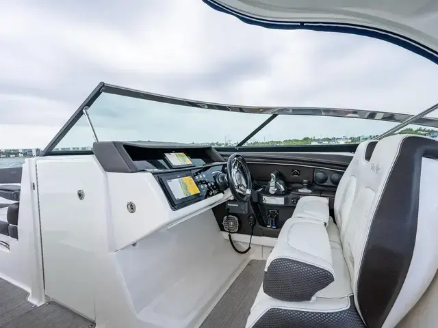 Sea Ray 350 Slx