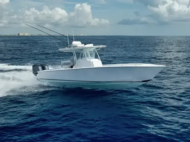 Jupiter 31 Center Console