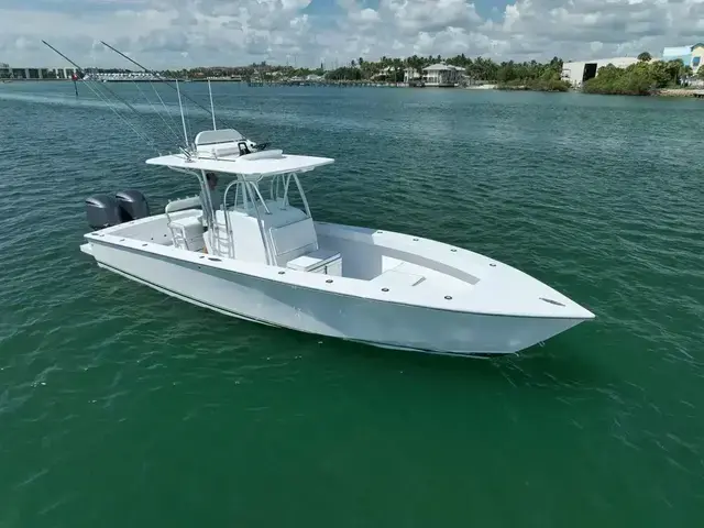 Jupiter 31 Center Console