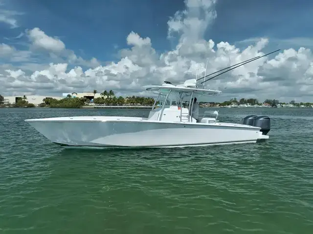 Jupiter 31 Center Console