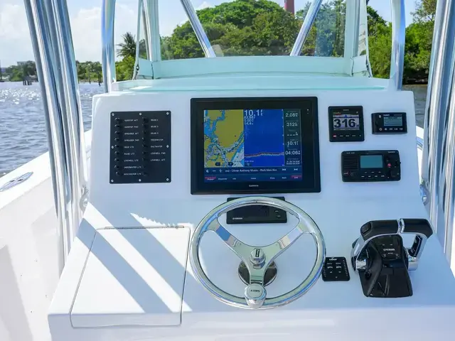 Jupiter 31 Center Console