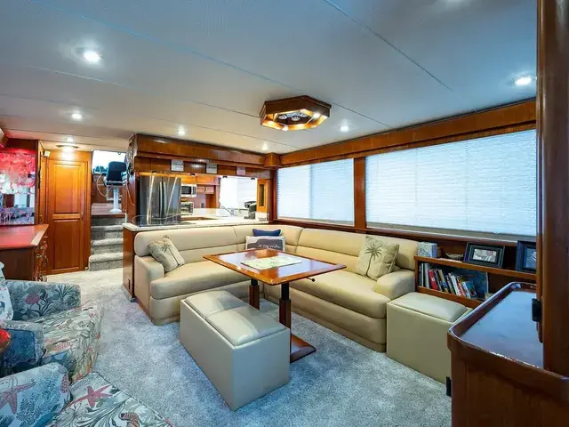 Tollycraft Pilothouse