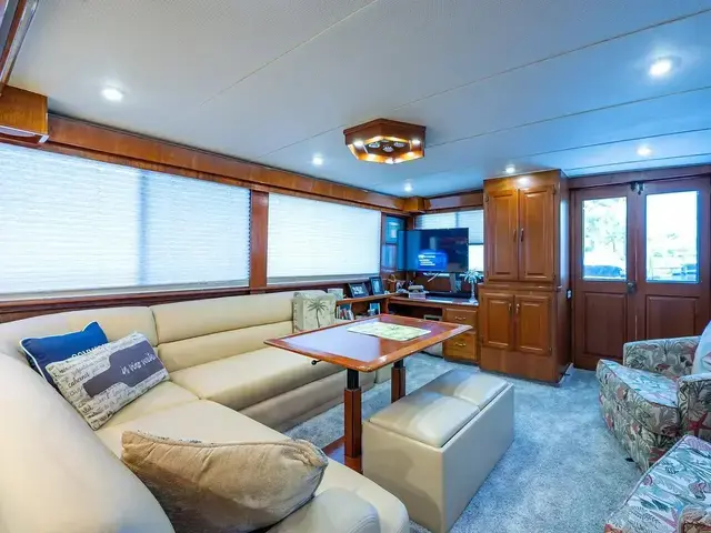 Tollycraft Pilothouse