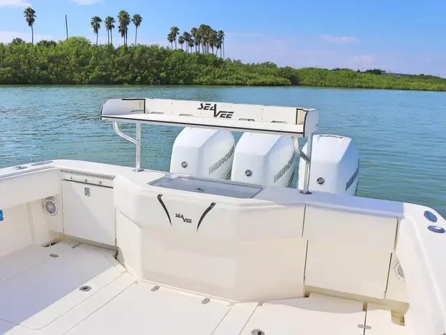 Seavee 390B