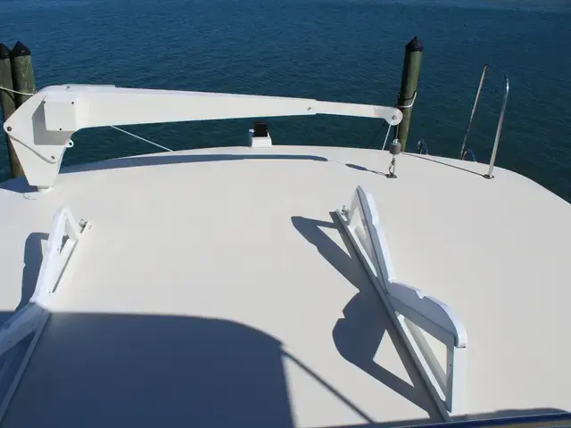 Hatteras 72 Motor Yacht