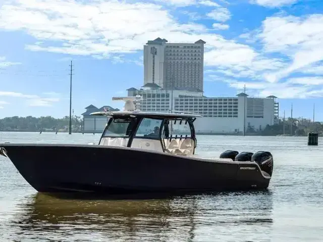 Sportsman Open 352 Center Console