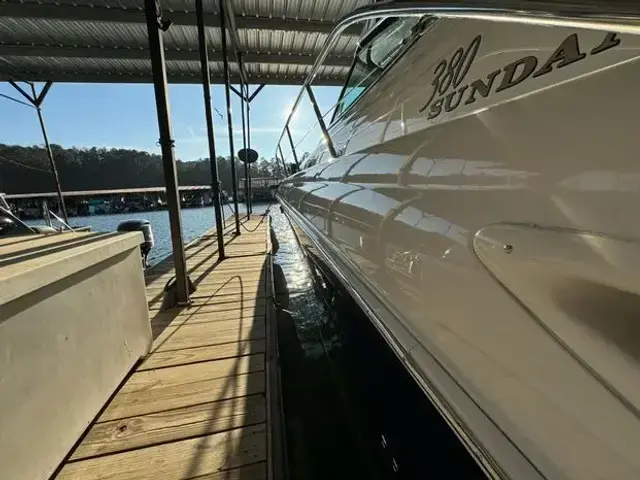 Sea Ray 380 Sundancer