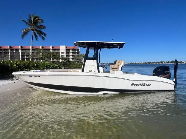 2020 Nauticstar 251 hybrid