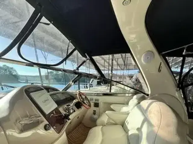 Sea Ray 380 Sundancer