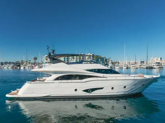 Marquis 72' FlyBridge