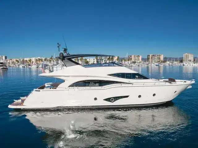 Marquis 72' FlyBridge