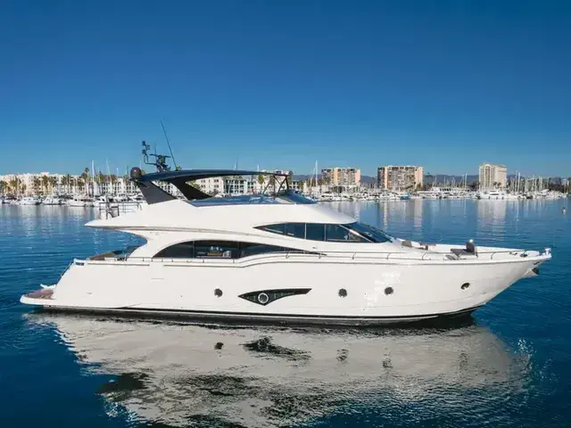 Marquis 72' FlyBridge