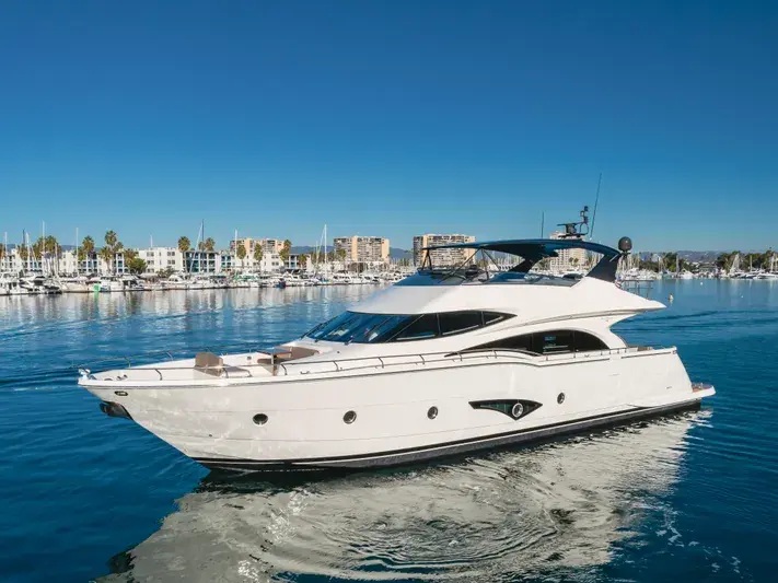 2018 Marquis 72' flybridge