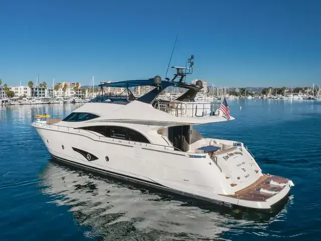 Marquis 72' FlyBridge