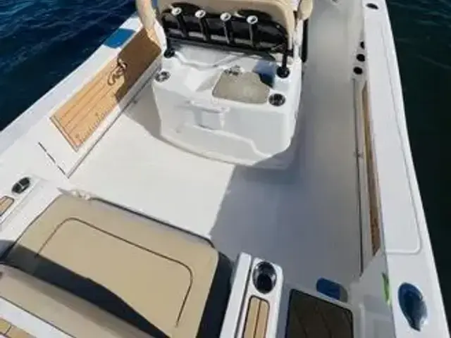 Nauticstar 251 Hybrid