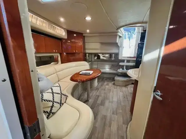 Sea Ray 380 Sundancer