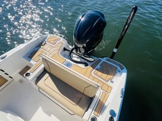 Nauticstar 251 Hybrid