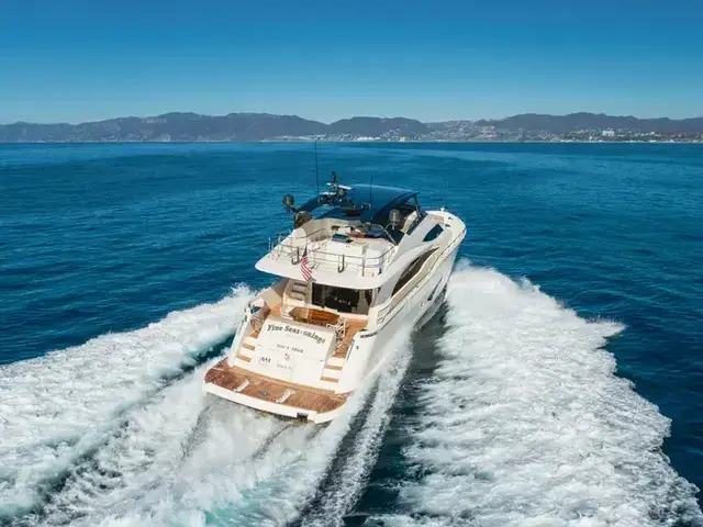 Marquis 72' FlyBridge